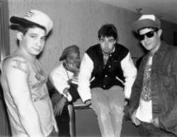 Ecouter la chanson Beastie Boys Paul revere de playlist Rap Hits gratuitement.