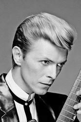 Ecouter la chanson David Bowie Let's Dance de playlist Musiques cultes des années 80 gratuitement.
