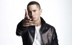 Ecouter la chanson Eminem The Monster (Feat. Rihanna) de playlist Meilleures chansons d'entraînement gratuitement.