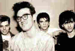 Ecouter la chanson Smiths How Soon Is Now de playlist Meilleures ballades de rock des années 70 et 80 gratuitement.