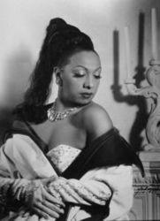 Outre la Ninze & Okaxy musique vous pouvez écouter gratuite en ligne les chansons de Josephine Baker.
