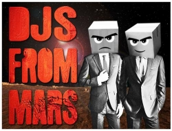 Outre la How to Destroy Angels musique vous pouvez écouter gratuite en ligne les chansons de DJs From Mars.