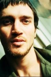 Outre la Loreta musique vous pouvez écouter gratuite en ligne les chansons de John Frusciante.