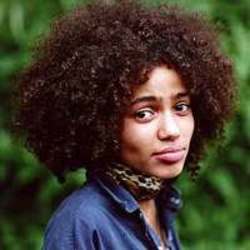 Nneka Walking écouter gratuit en ligne.