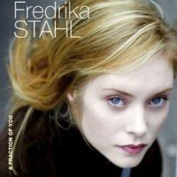 Fredrika Stahl A little kiss écouter gratuit en ligne.
