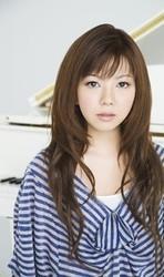 Outre la Elle King musique vous pouvez écouter gratuite en ligne les chansons de Yui Makino.